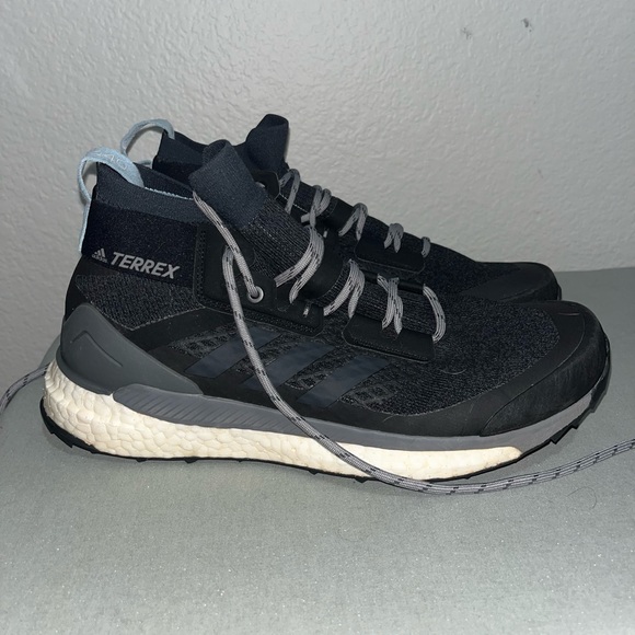 Nike Waterproof Trail Runner Hiking Boots - Picture 4 of 5